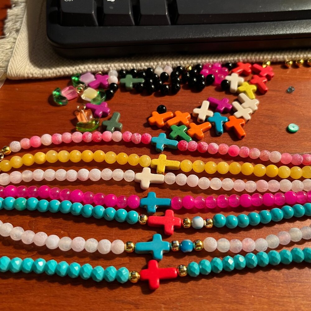 Shio Bracelet "Perfect accessories to tickle your sense of style & fun." - Picture 3 of 3